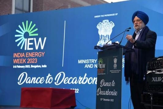 Shri Hardeep S. Puri, Minister of Petroleum & Natural Gas