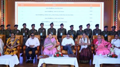 Minister Mrs. Bhendia