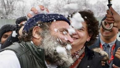 Priyanka and Rahul Gandhi Could Enjoy Snowfall
