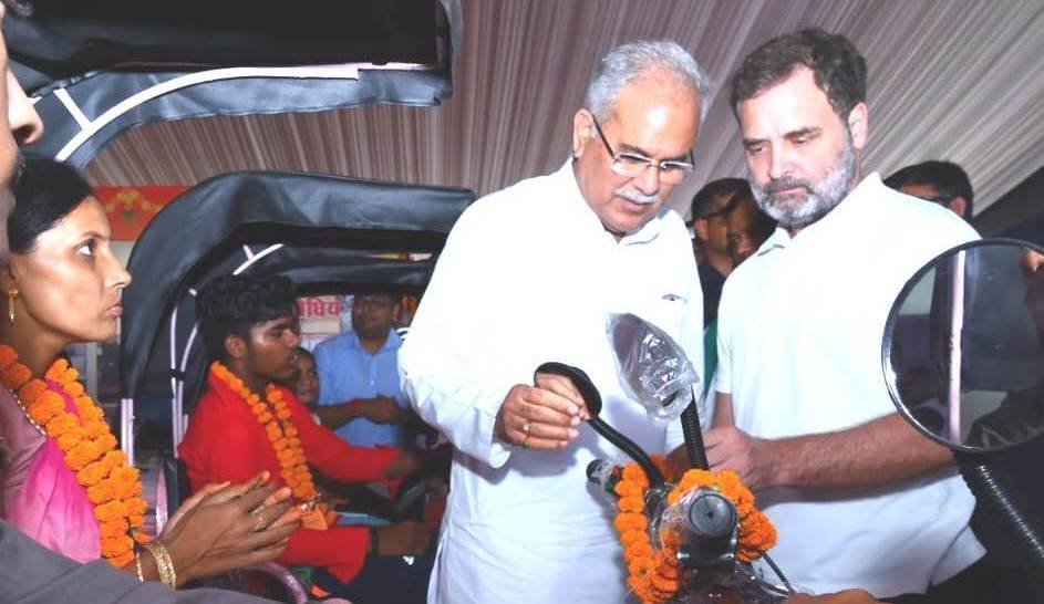 आवास न्याय सम्मेलन: 50 दिव्यांगों को मिला निःशुल्क सहायक उपकरण