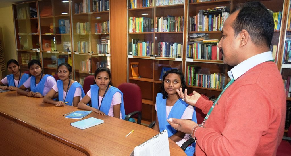 जन-जातीय विद्यार्थियों को ‘सक्षम’ से मिलेगी जीवन कौशल शिक्षा