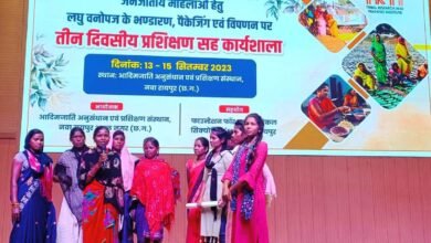 मंत्री श्री मोहम्मद अकबर