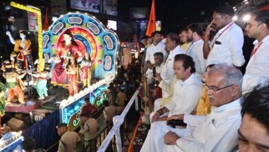 बरसों की झांकी परम्परा को नई पीढ़ी भी उत्साह