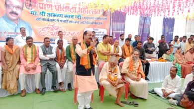 ग्राम महामाई में मूर्ति प्राण प्रतिष्ठा कार्यक्रम में हुए शामिल