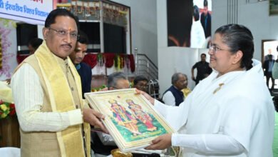 ब्रह्माकुमारी बहनों के स्नेह से हम सब अभिभूत