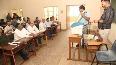 ईव्हीएम एवं वीवीपैट कमीशनिंग