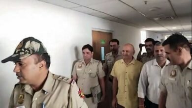 दिल्ली की अदालत ने मनीष सिसौदिया, अन्य की रिमांड 8 मई तक बढ़ाई