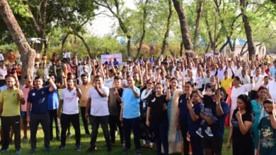 पुष्प वाटिका में सुबह स्वीप अंतर्गत फिट राजनांदगांव