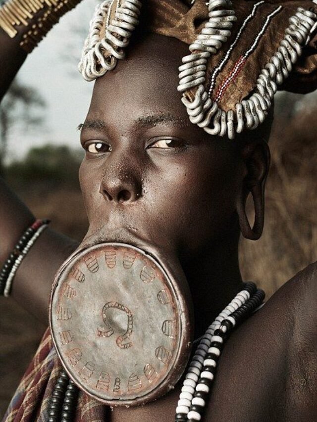 Astonishing tradition of tribal  women