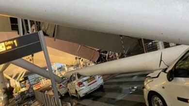 दिल्ली एयरपोर्ट पर टर्मिनल-1 की छत ​​​​​​गिरी