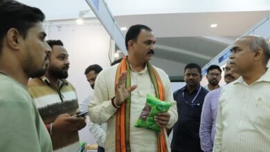 स्वास्थ्य मंत्री श्री श्याम बिहारी जायसवाल ने किया आरोग्य मेले का उद्घाटन