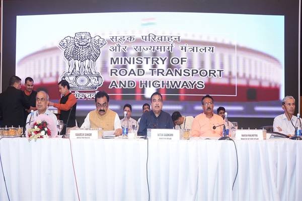 केंद्रीय सड़क मंत्री श्री गड़करी ने मध्य प्रदेश