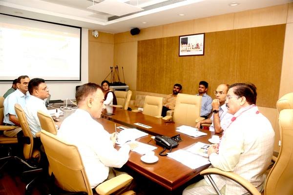 कौशल विकास और रोजगार मंत्री श्री टेटवाल