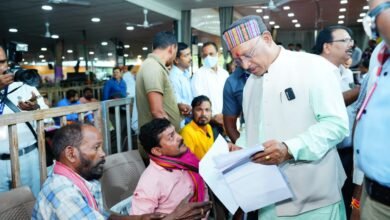 निवास कार्यालय रायपुर में आयोजित जनदर्शन