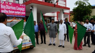 प्रभारी मंत्री टंक राम वर्मा