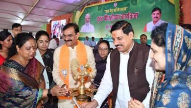 भारतीय संस्कृति में एक वृक्ष का महत्व दस पुत्रों के बराबर