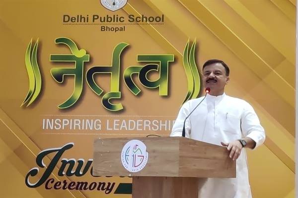 विद्यार्थी क्षमता अनुसार विषय चुन सकें इसके लिये काउंसलिंग की व्यवस्था