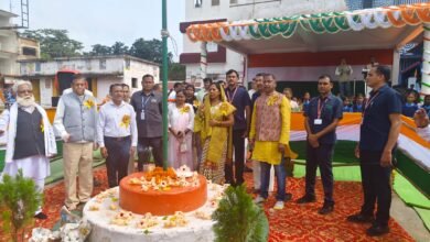 श्रीमती कौशल्या साय ने सीएम कैम्प कार्यालय बगीया में किया ध्वजारोहण