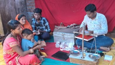 वंदना ने महतारी वंदन से मिले पैसों से बेटे के लिए खरीदा सोने का लॉकेट