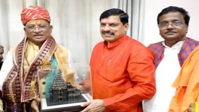 मुख्यमंत्री डॉ. यादव ने छत्तीसगढ़ के मुख्यमंत्री श्री साय को