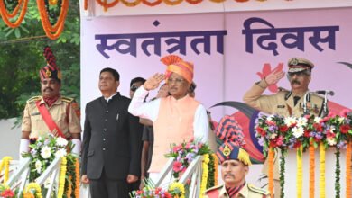 मुख्यमंत्री श्री विष्णु देव साय ने आज सवेरे राजधानी रायपुर के पुलिस परेड