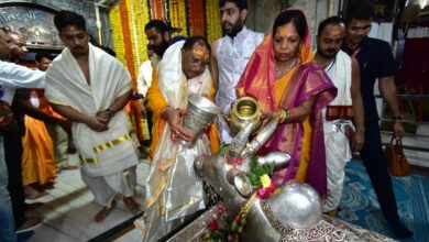 मुख्यमंत्री श्री साय ने सपरिवार श्री महाकालेश्वर के दर्शन कर प्रदेशवासियों के सुख-समृद्धि