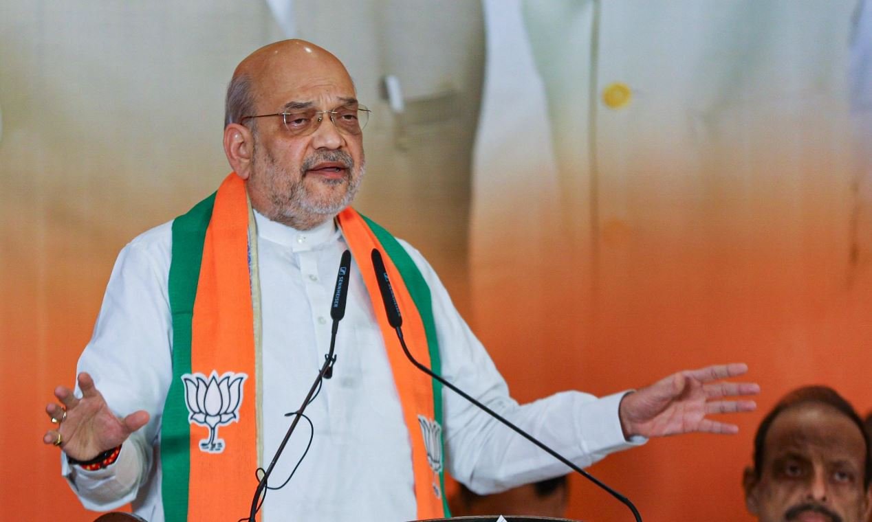 Amit Shah slams Rahul Gandhi