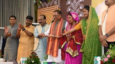 70 लाख महिलाओं को सीधे खाते में मिले 1-1 हजार रुपए