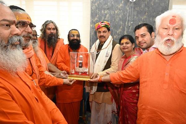 मुख्यमंत्री डॉ. यादव