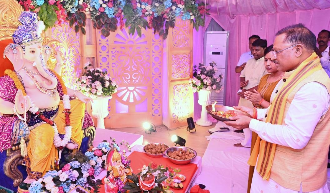 मुख्यमंत्री निवास में विराजे भगवान गणेश