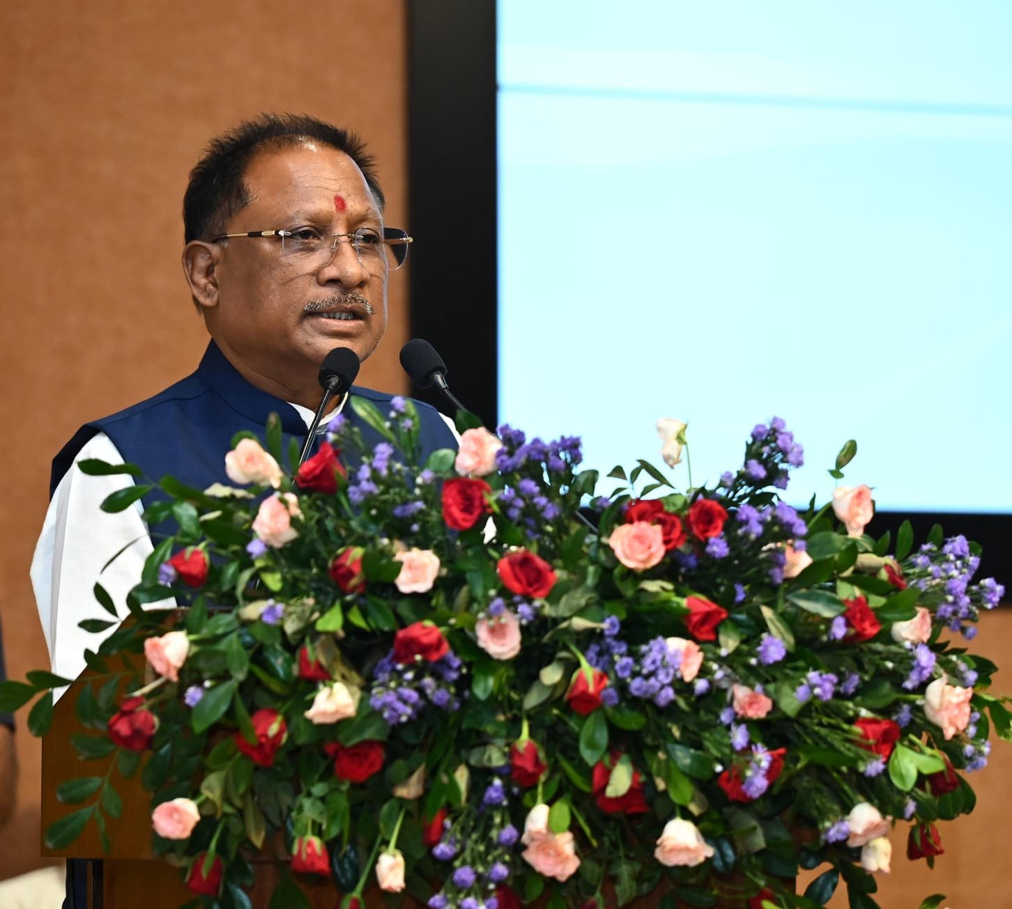 मुख्यमंत्री श्री विष्णु देव साय की अध्यक्षता में कलेक्टर कॉन्फ्रेंस शुरू