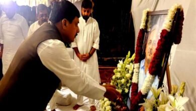 श्री उमेश उपाध्याय को पुष्पांजलि अर्पित की