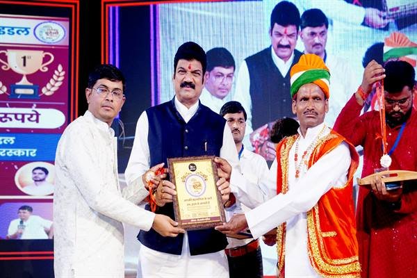 हमारे तो हृदय में ही पूरा बुंदेलखण्ड बसता है