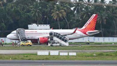 49 विमानों को बम से उड़ाने की धमकी