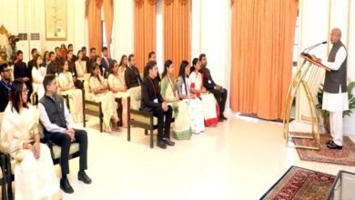 लोक सेवा, वंचितों की सेवा करने का सुअवसर