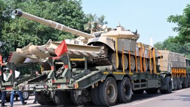 भव्य सैन्य समारोह