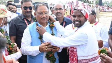 मुख्यमंत्री ने प्राधिकरण के सदस्यों से मांगे सुझाव