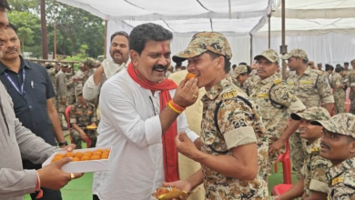 मुख्यमंत्री श्री विष्णु देव साय ने जवानो की हौसला अफजाई करने के लिए भेजा मंत्रीगणों को