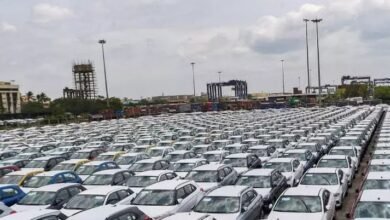 Car sales rebound in festive October