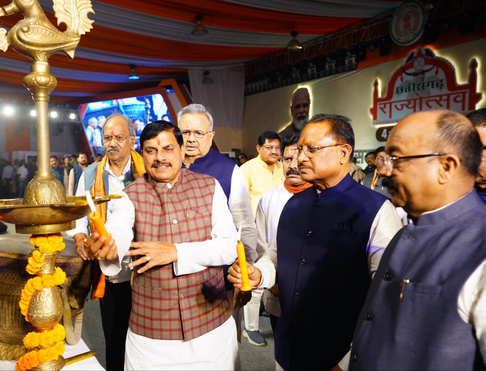 छत्तीसगढ़ और मध्यप्रदेश का प्रेम सगे भाईयों की तरह