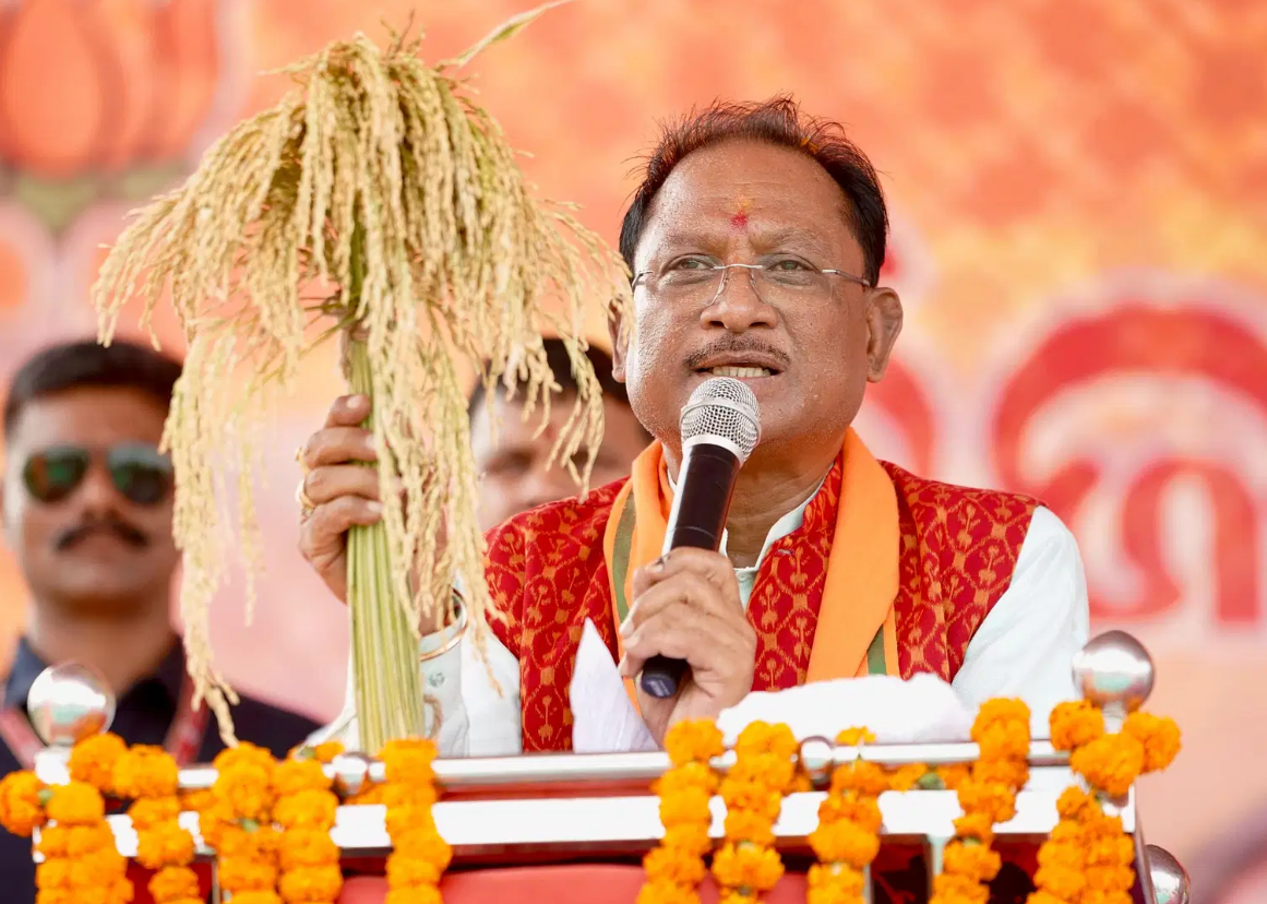 Chief Minister Shri Vishnudev Sai gave instructions to make proper arrangements to save paddy from rain in the state
