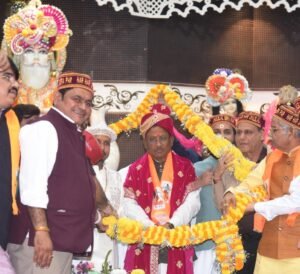 Chief Minister Vishnu Dev Sai prayed to Lord Jhulelal and wished for the happiness and prosperity of the state